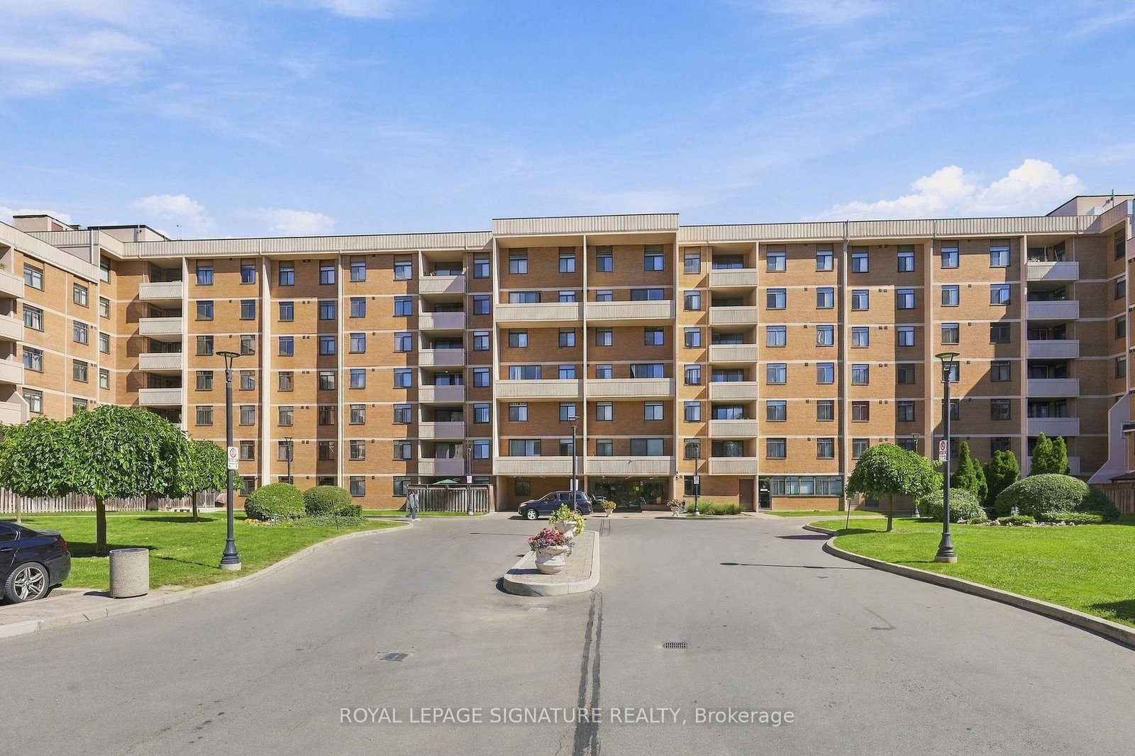 2645-jane-street-toronto-york-ontario-w13828824