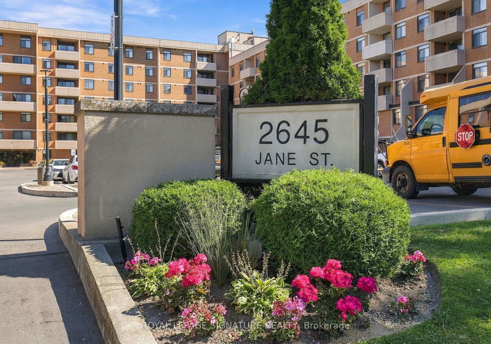 2645-jane-street-toronto-york-ontario-w13828824
