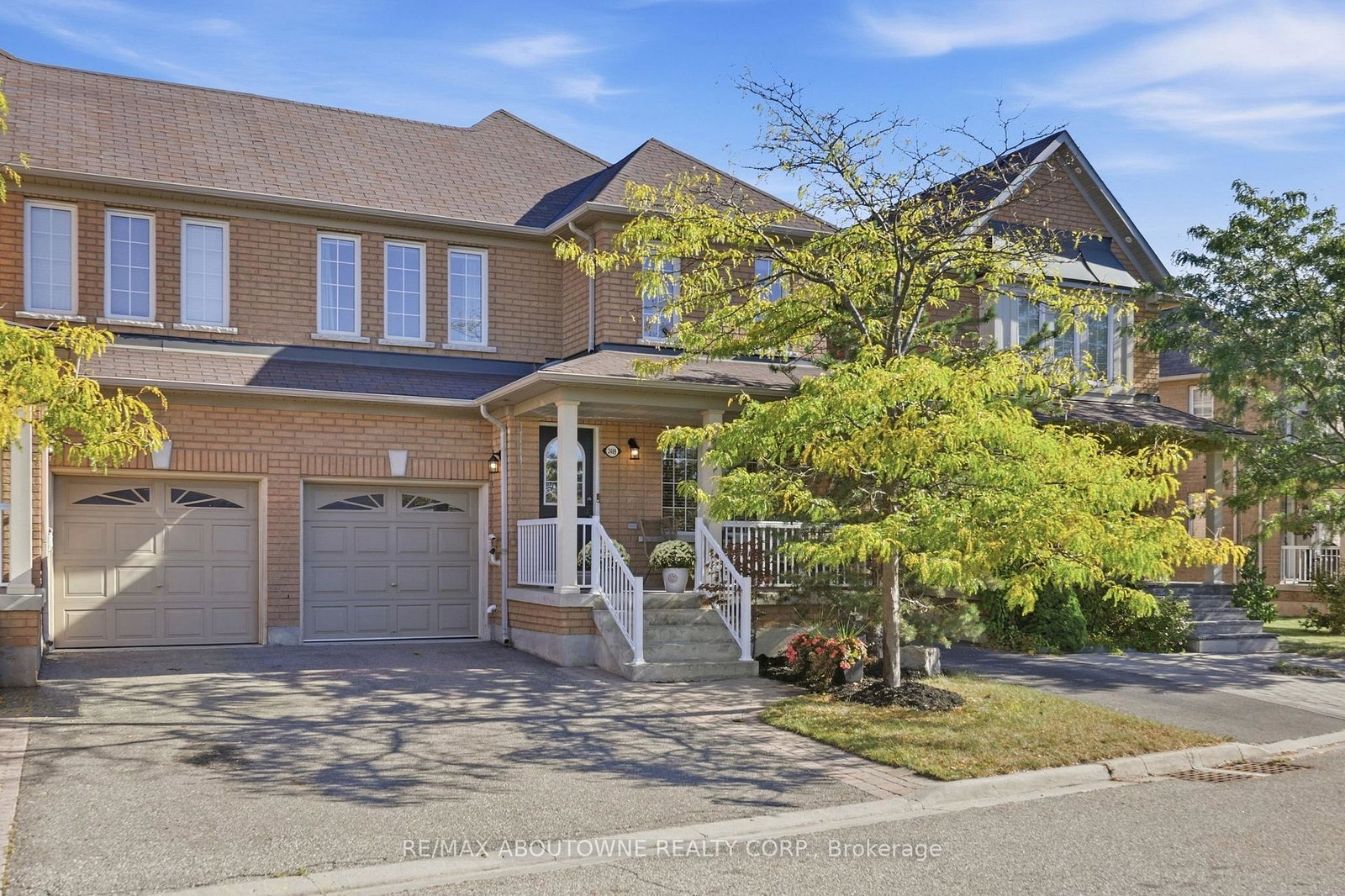 2409-postmaster-drive-oakville-ontario-w13829152