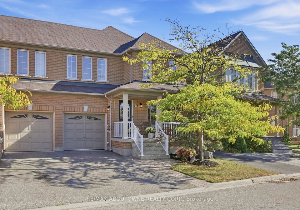 2409-postmaster-drive-oakville-ontario-w13829152