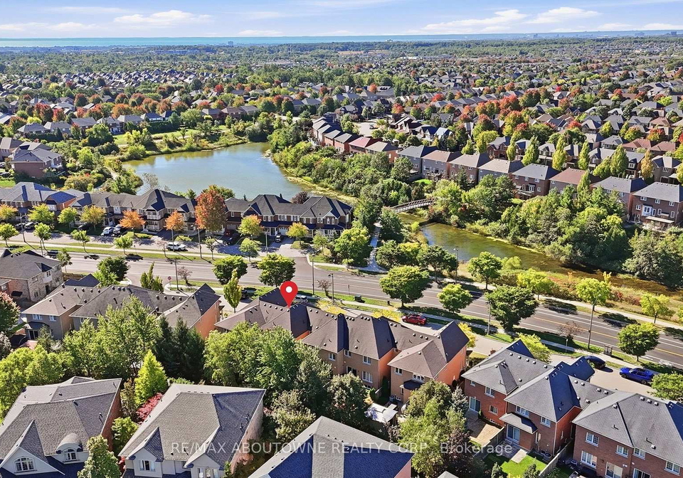 2409-postmaster-drive-oakville-ontario-w13829152