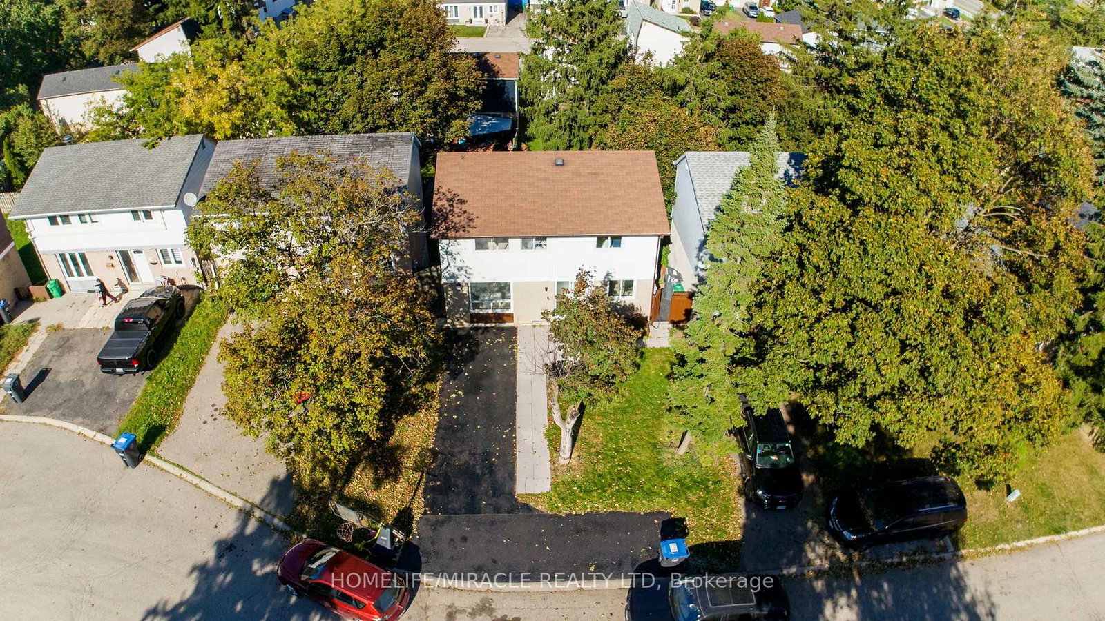 10-habitat-square-brampton-ontario-w13829334