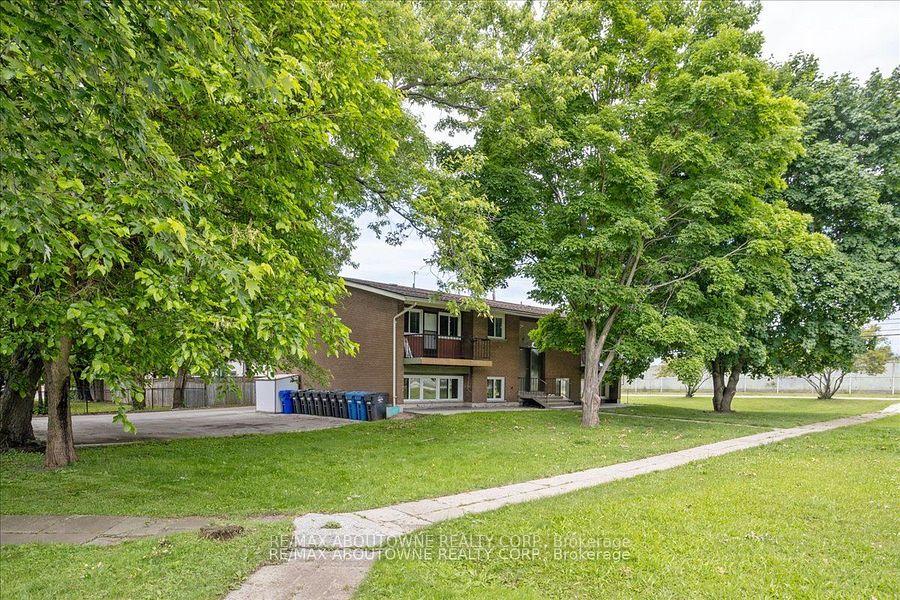234queensway-drive-burlington-ontario-w13829690