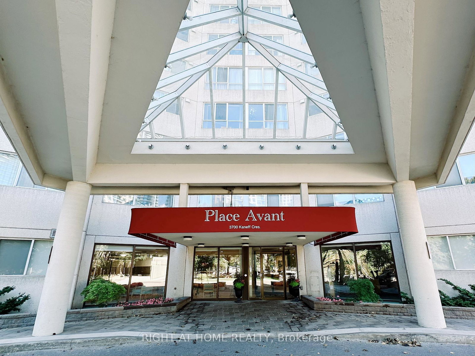 3700-kaneff-crescent-mississauga-ontario-w13829760