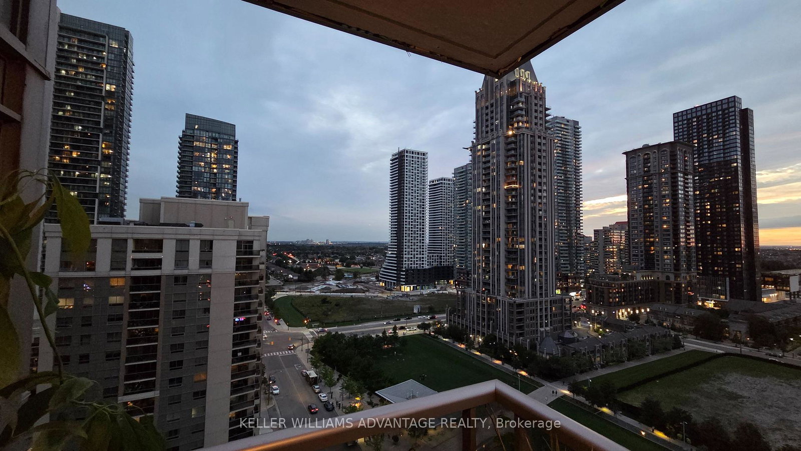 4090-living-arts-drive-mississauga-ontario-w13829832