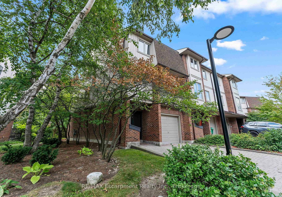 1160-walden-circle-mississauga-ontario-w13830530