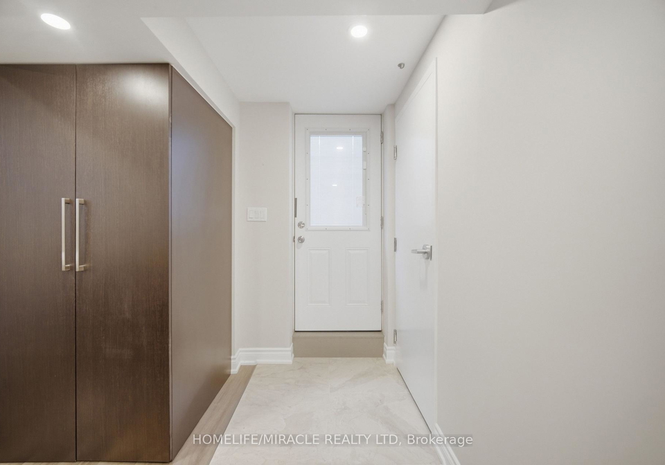 3008-britannia-road-w-mississauga-ontario-w13830888