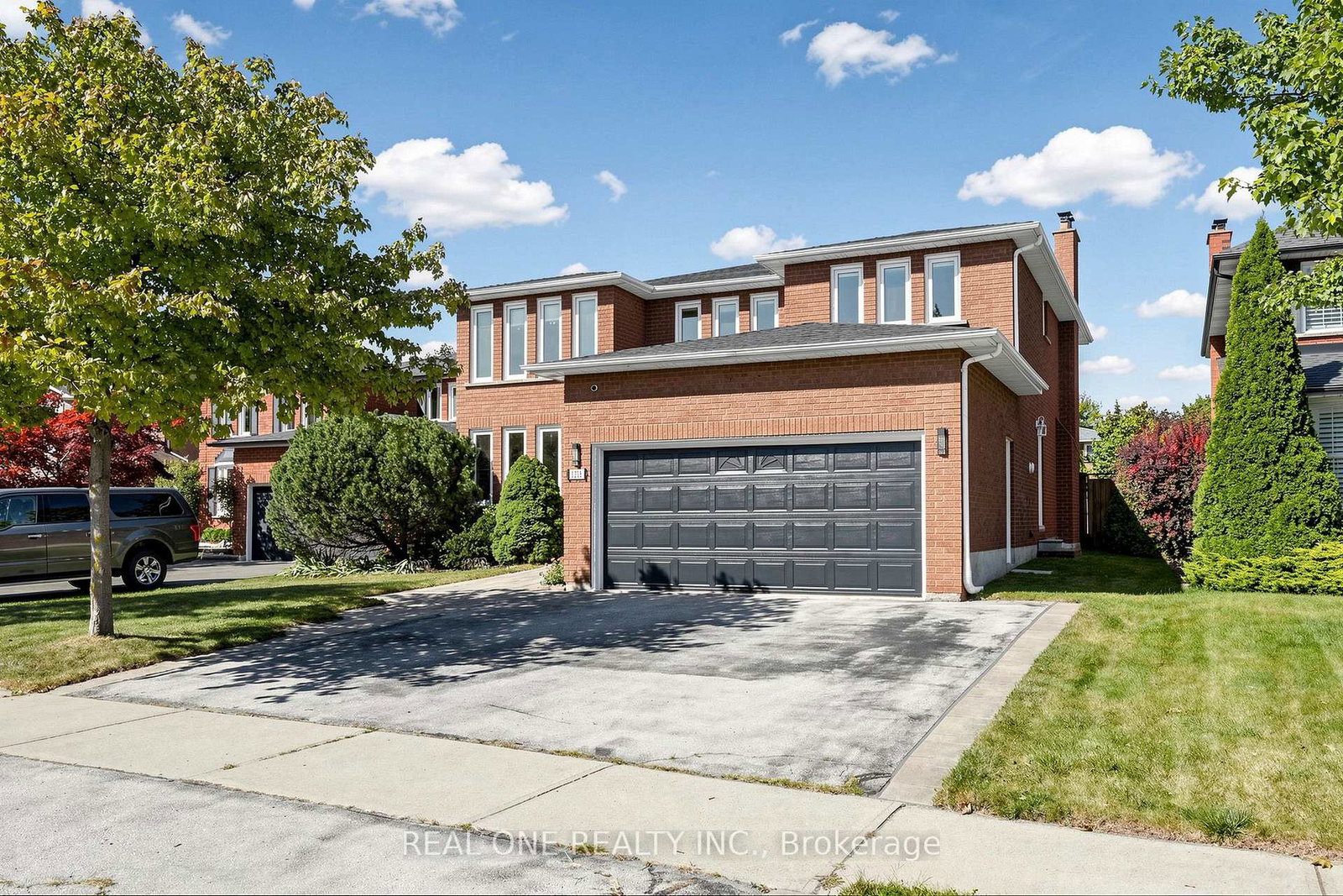 1213-rosethorne-road-oakville-ontario-w13830938