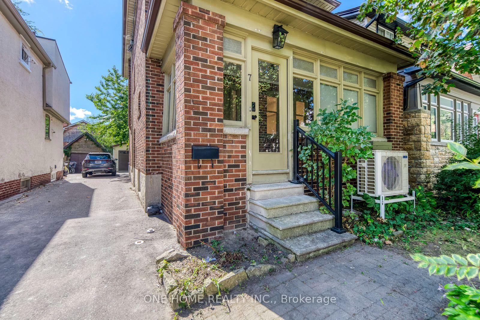 7-methuen-avenue-toronto-toronto-ontario-w13830956