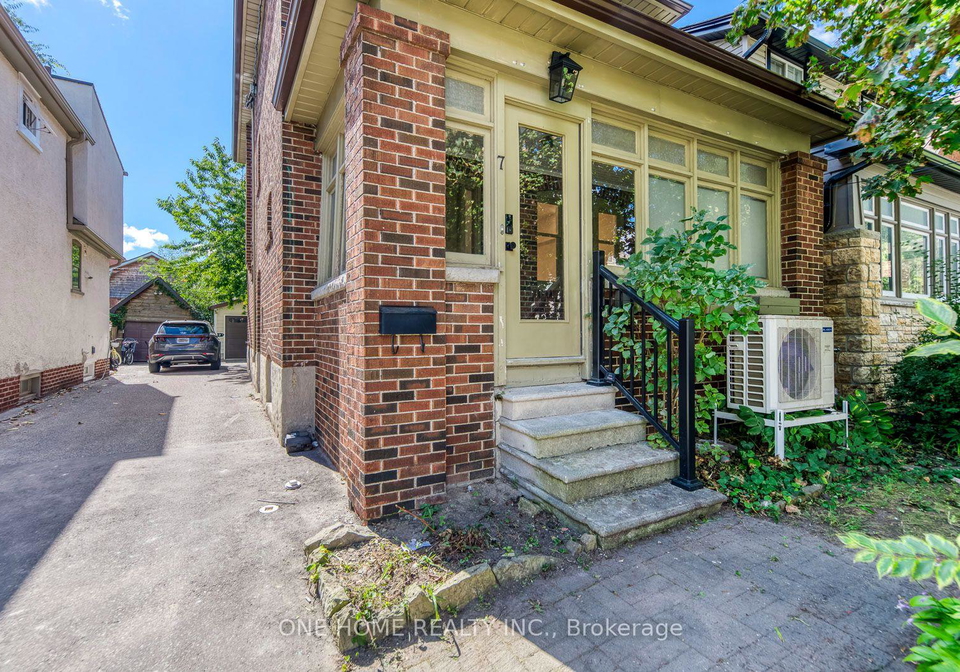 7-methuen-avenue-toronto-toronto-ontario-w13830956