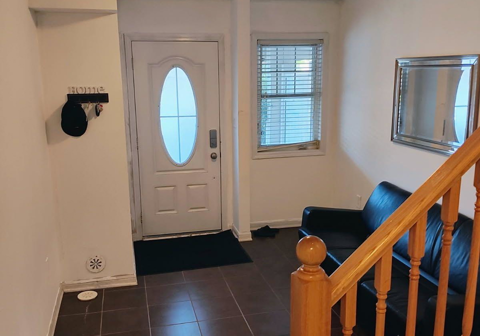 225-schreyer-crescent-milton-ontario-w13830966