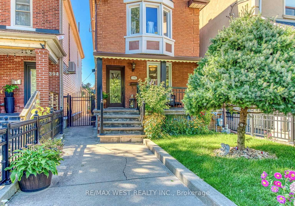 369-bartlett-avenue-n-toronto-toronto-ontario-w13831048