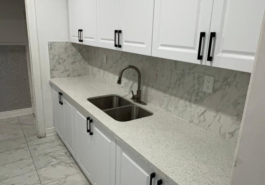 213-queen-street-w-brampton-ontario-w13831236