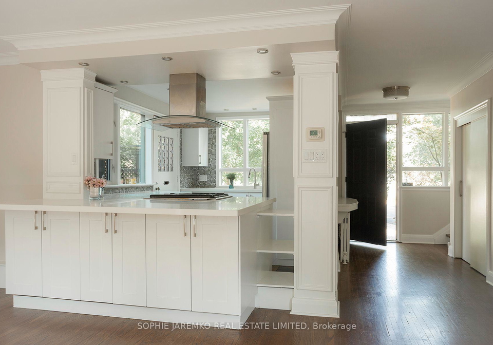 4-woodhaven-heights-toronto-etobicoke-ontario-w13831280