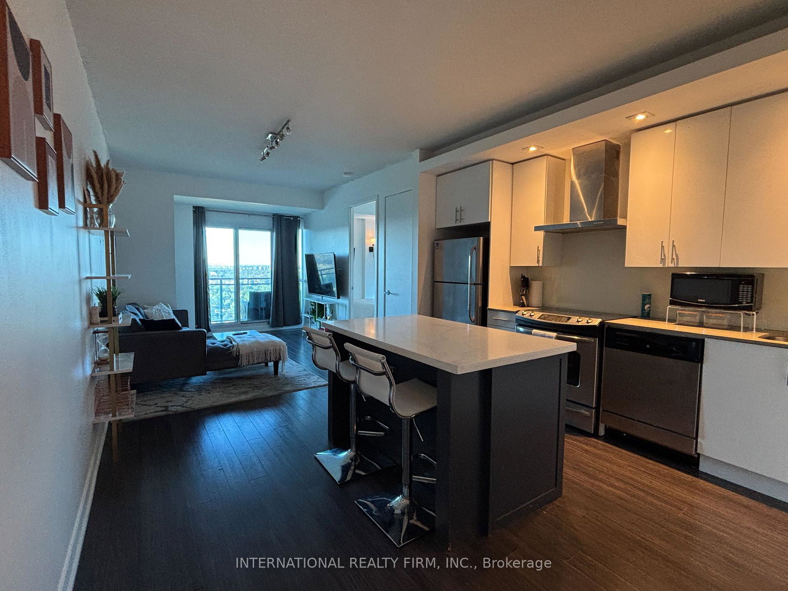 165-legion-road-n-toronto-etobicoke-ontario-w13831332