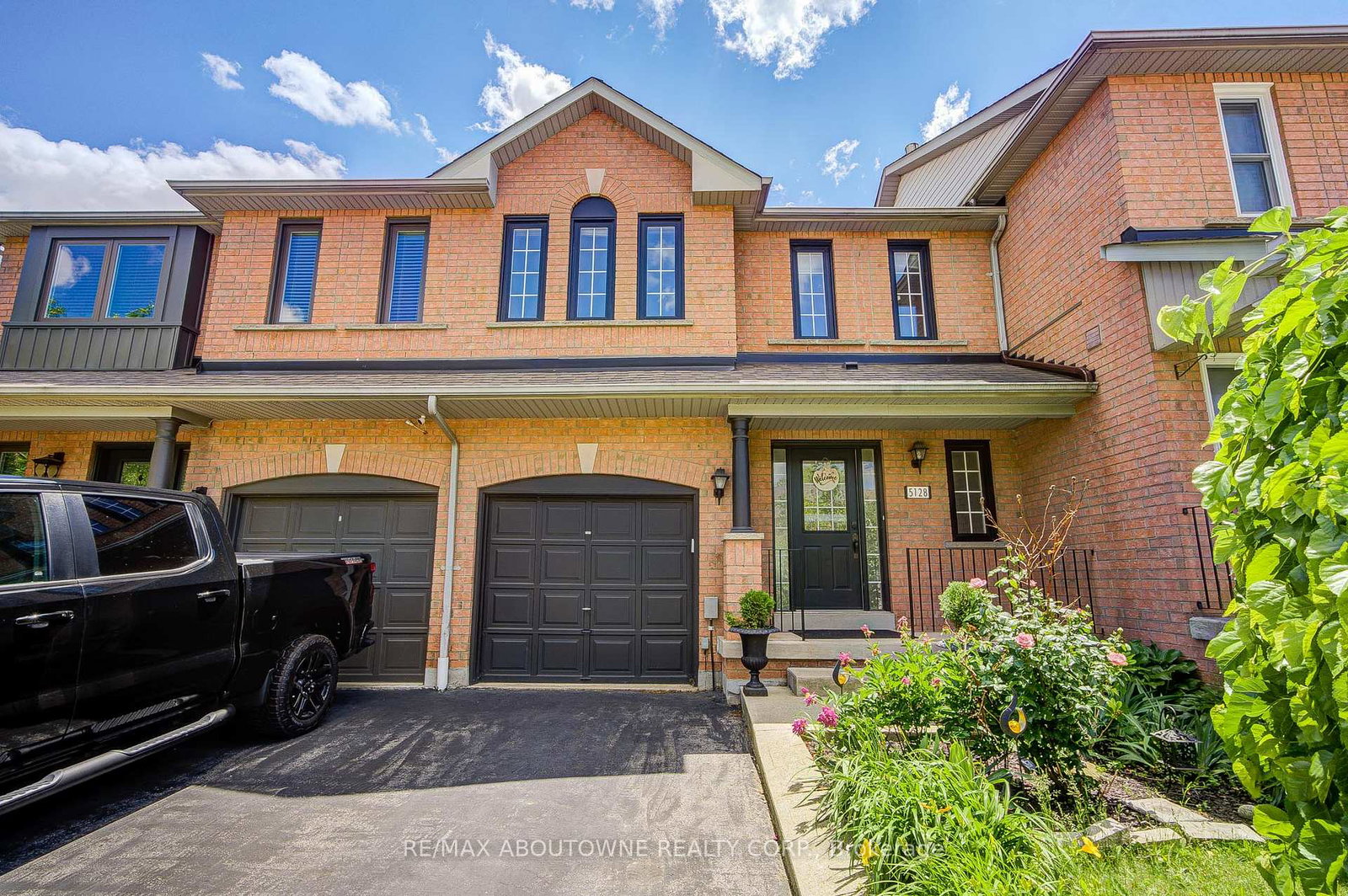 5128-falconcrest-drive-burlington-ontario-w13831374