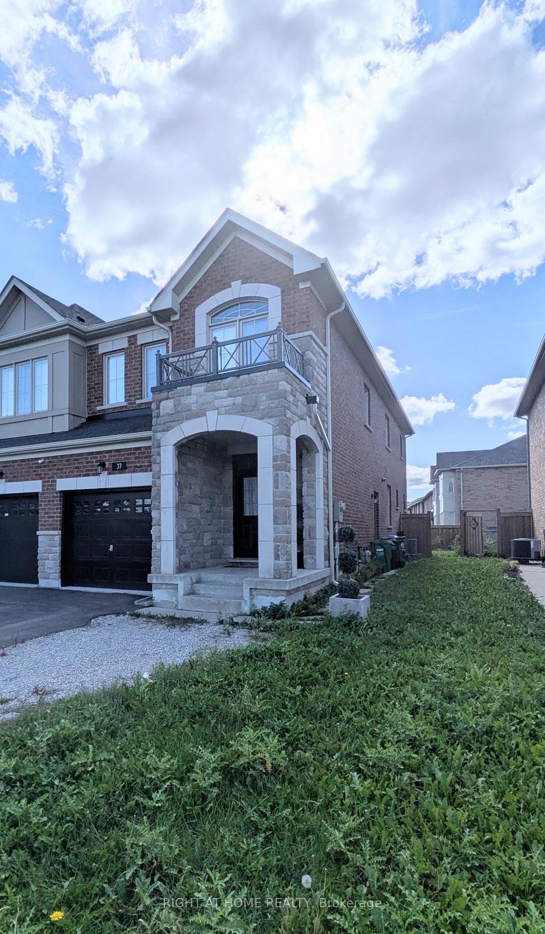 37-biddens-square-brampton-ontario-w13831380