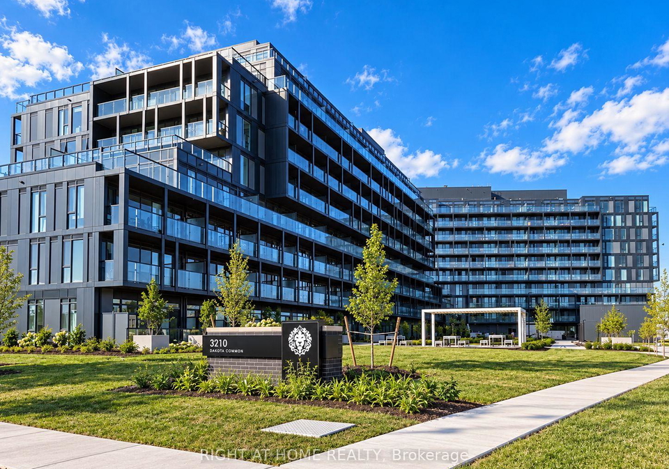 3200-dakota-common-burlington-ontario-w13831430