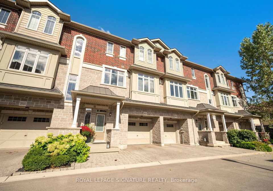 2023-deerview-common-oakville-ontario-w13831916