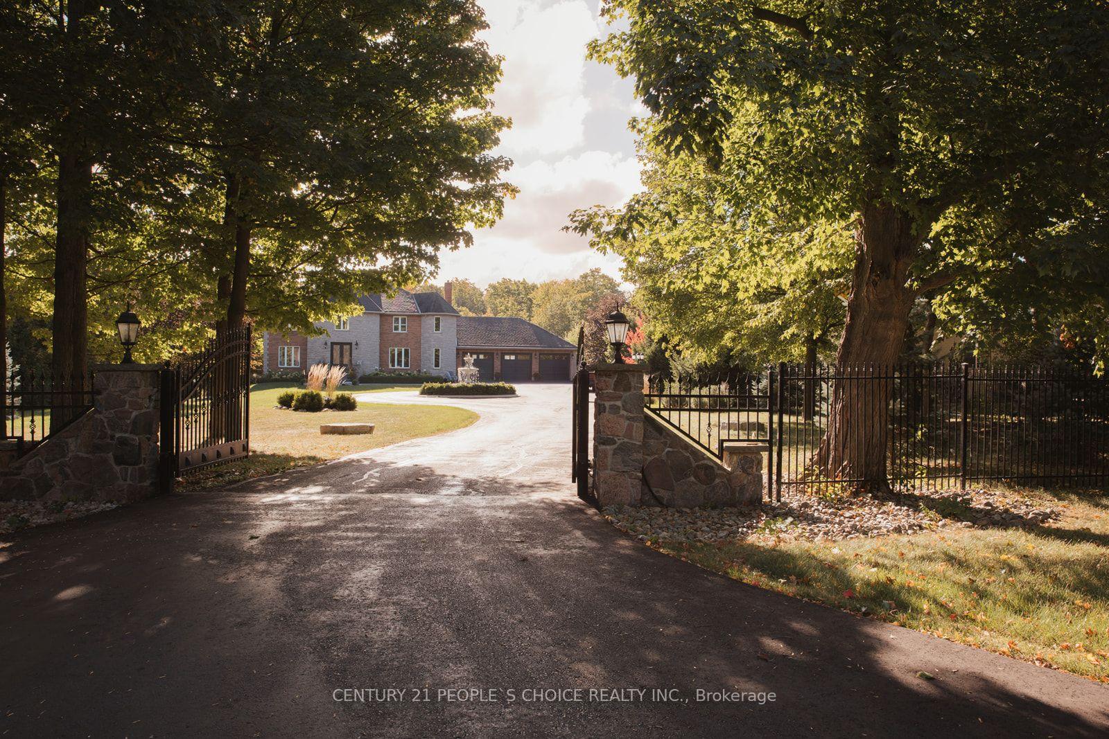 15550-fifth-side-road-halton-hills-ontario-w13831982