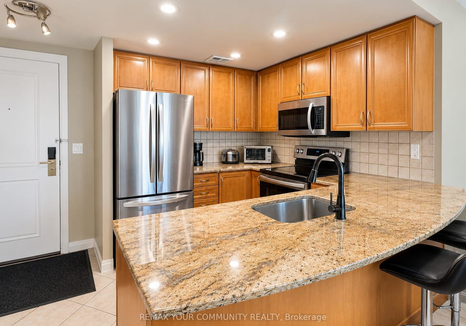2727-keele-street-toronto-york-ontario-w13832034