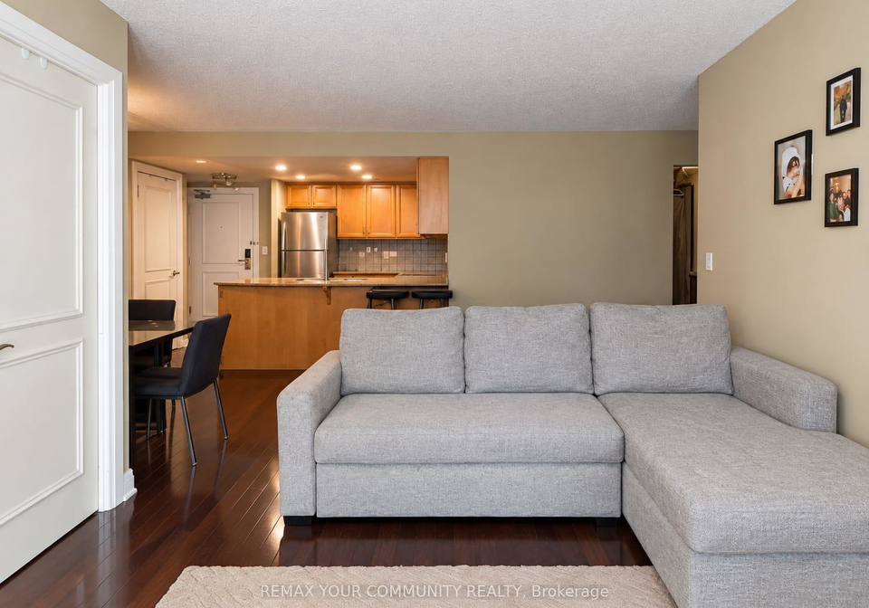 2727-keele-street-toronto-york-ontario-w13832034