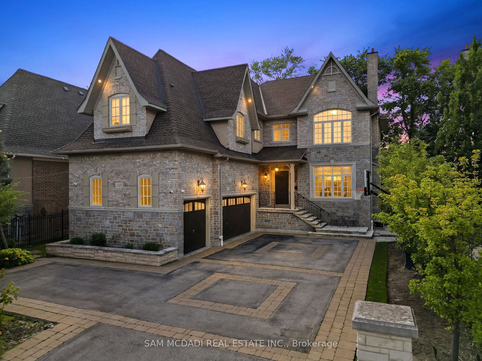 725-queensway-w-mississauga-ontario-w13832376
