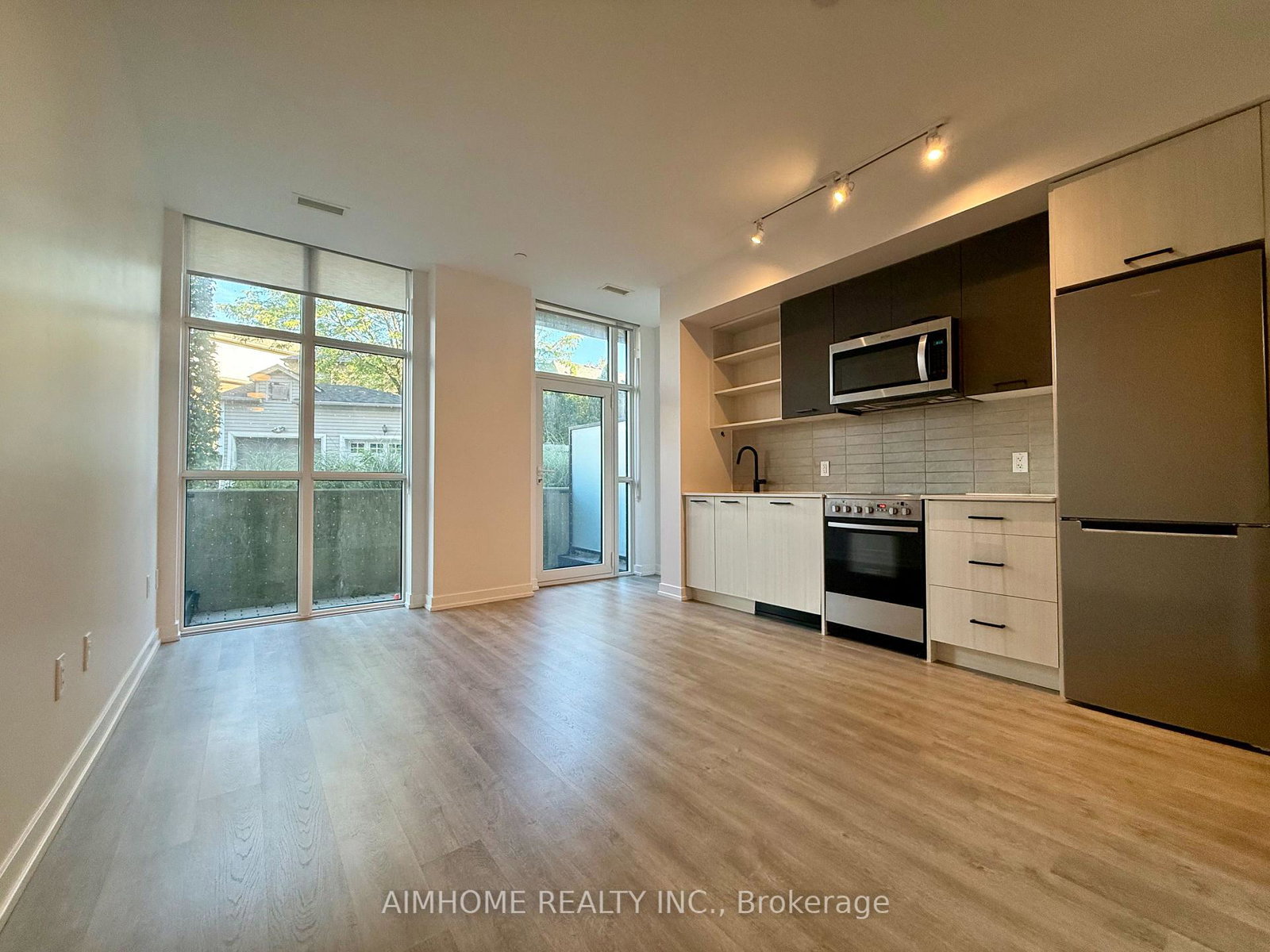 2300-st-clair-avenue-w-toronto-toronto-ontario-w13832494