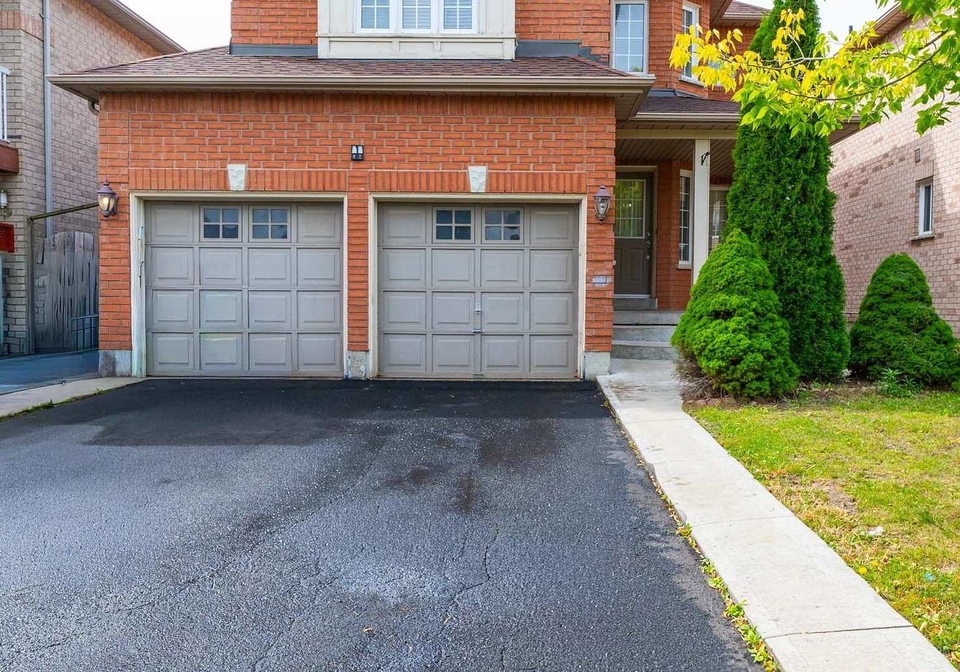 44-fallstar-crescent-brampton-ontario-w13832818