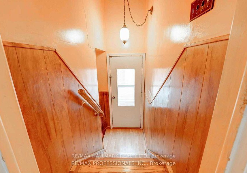 67-saskatoon-drive-toronto-etobicoke-ontario-w13832978