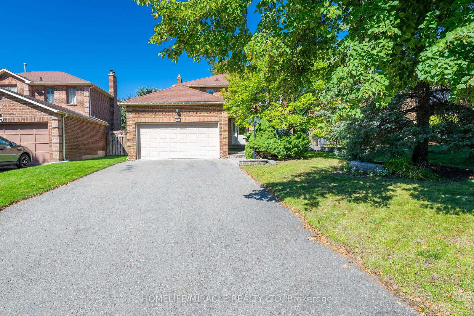 9-iris-crescent-brampton-ontario-w13833054