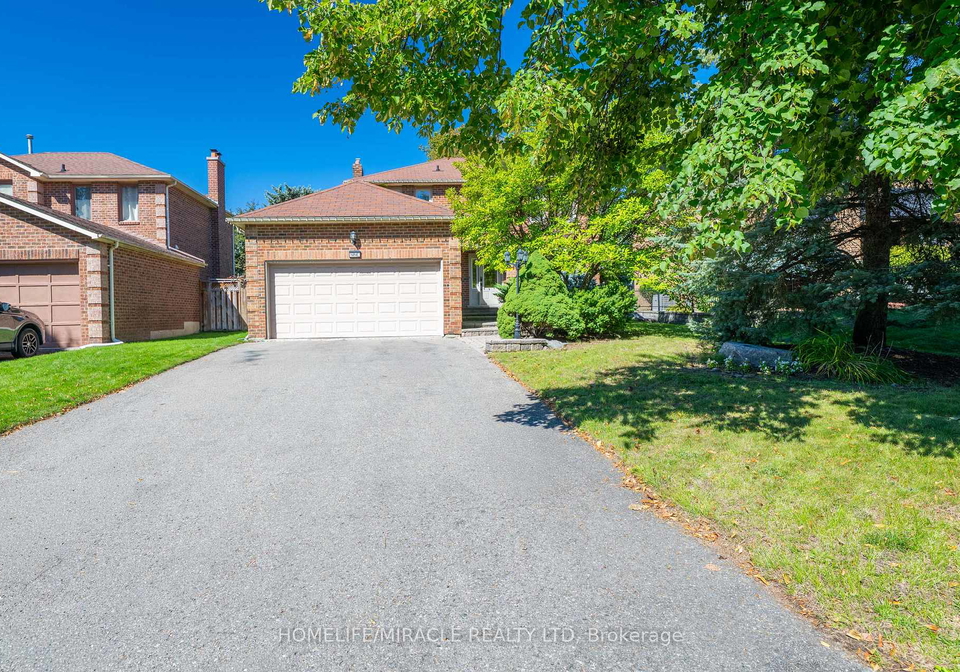 9-iris-crescent-brampton-ontario-w13833054