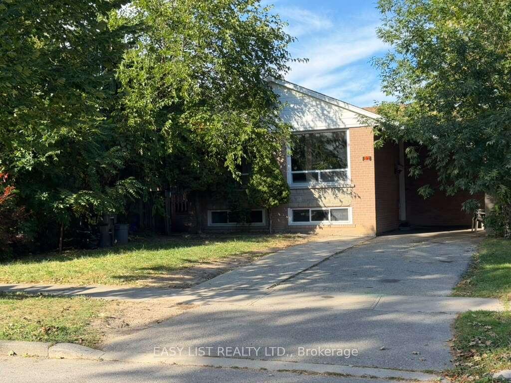 22-foxcote-crescent-toronto-etobicoke-ontario-w13833204