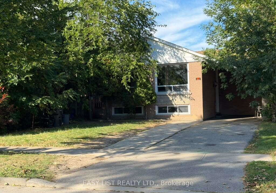 22-foxcote-crescent-toronto-etobicoke-ontario-w13833204