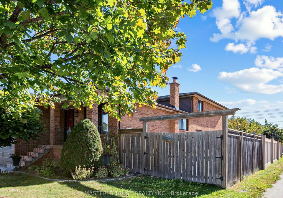 858-wetherby-lane-mississauga-ontario-w13833316