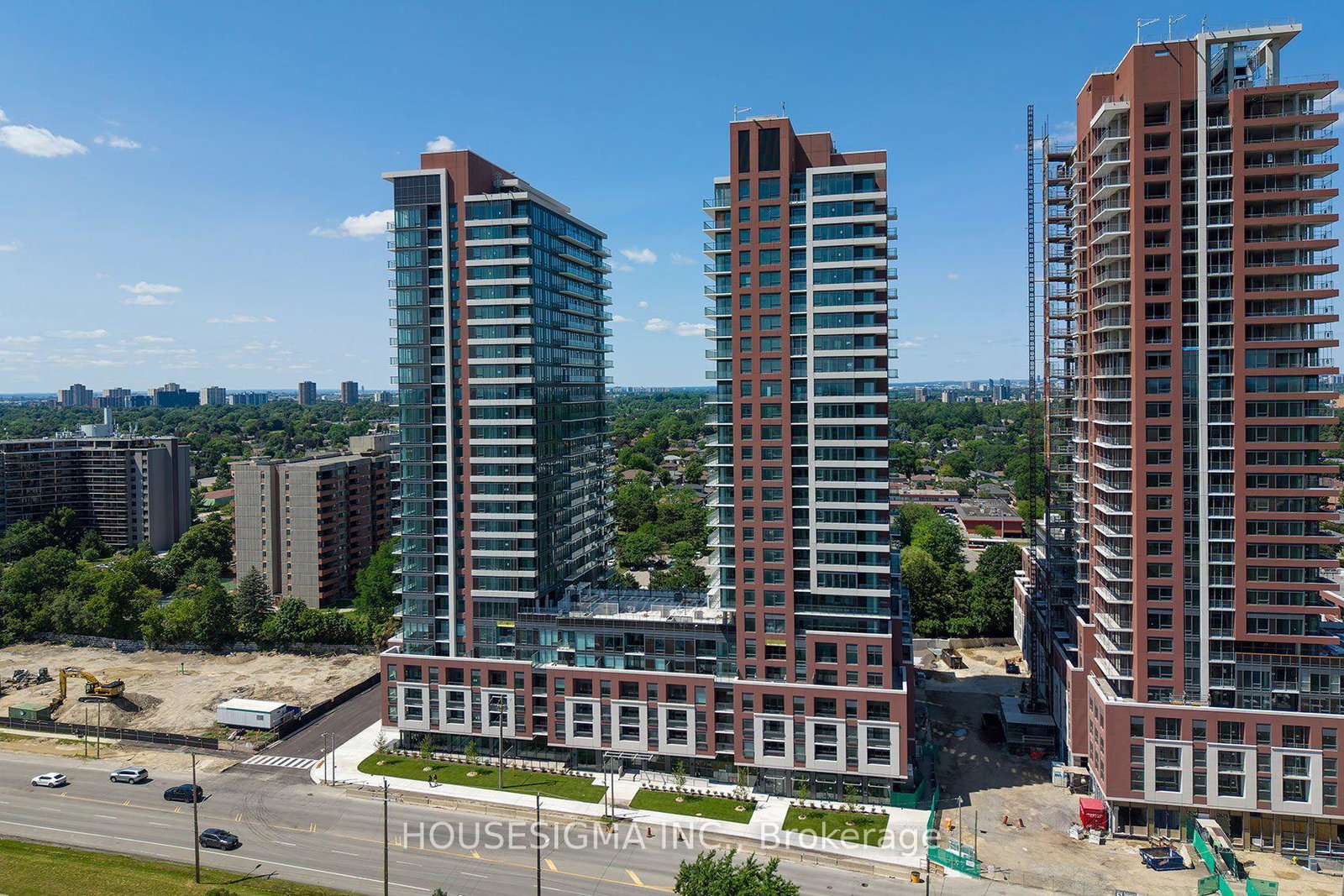 4010-eglinton-avenue-w-toronto-etobicoke-ontario-w13833382
