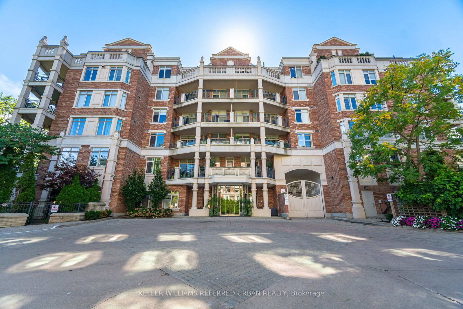 10-old-mill-trail-toronto-etobicoke-ontario-w13833680