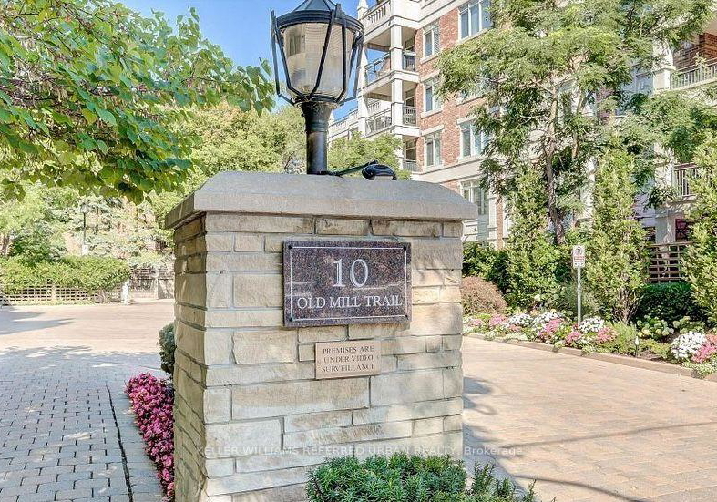 10-old-mill-trail-toronto-etobicoke-ontario-w13833680