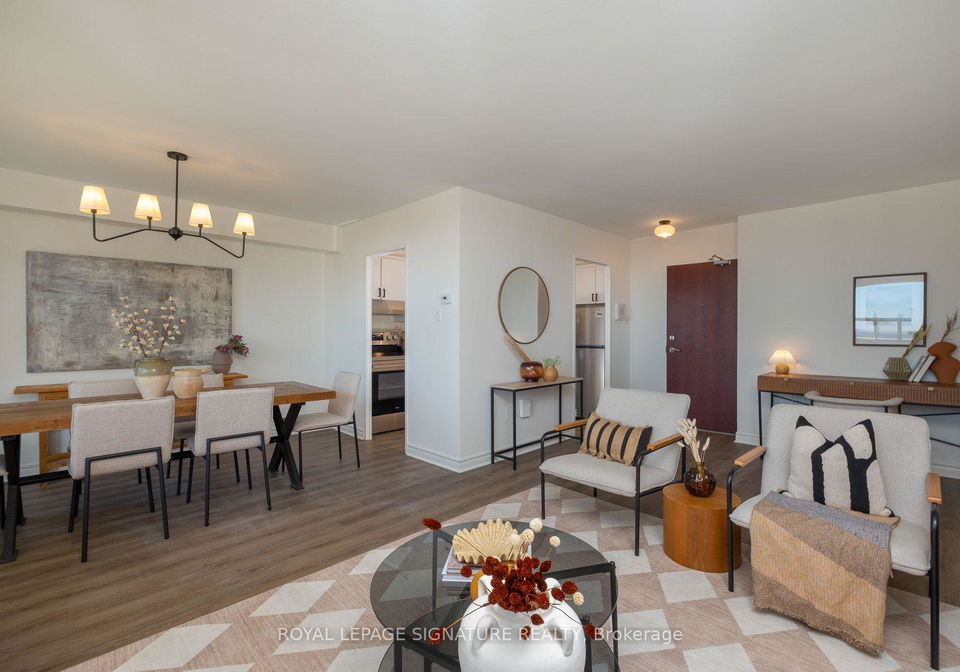 360-ridelle-avenue-toronto-north-york-ontario-w13833744