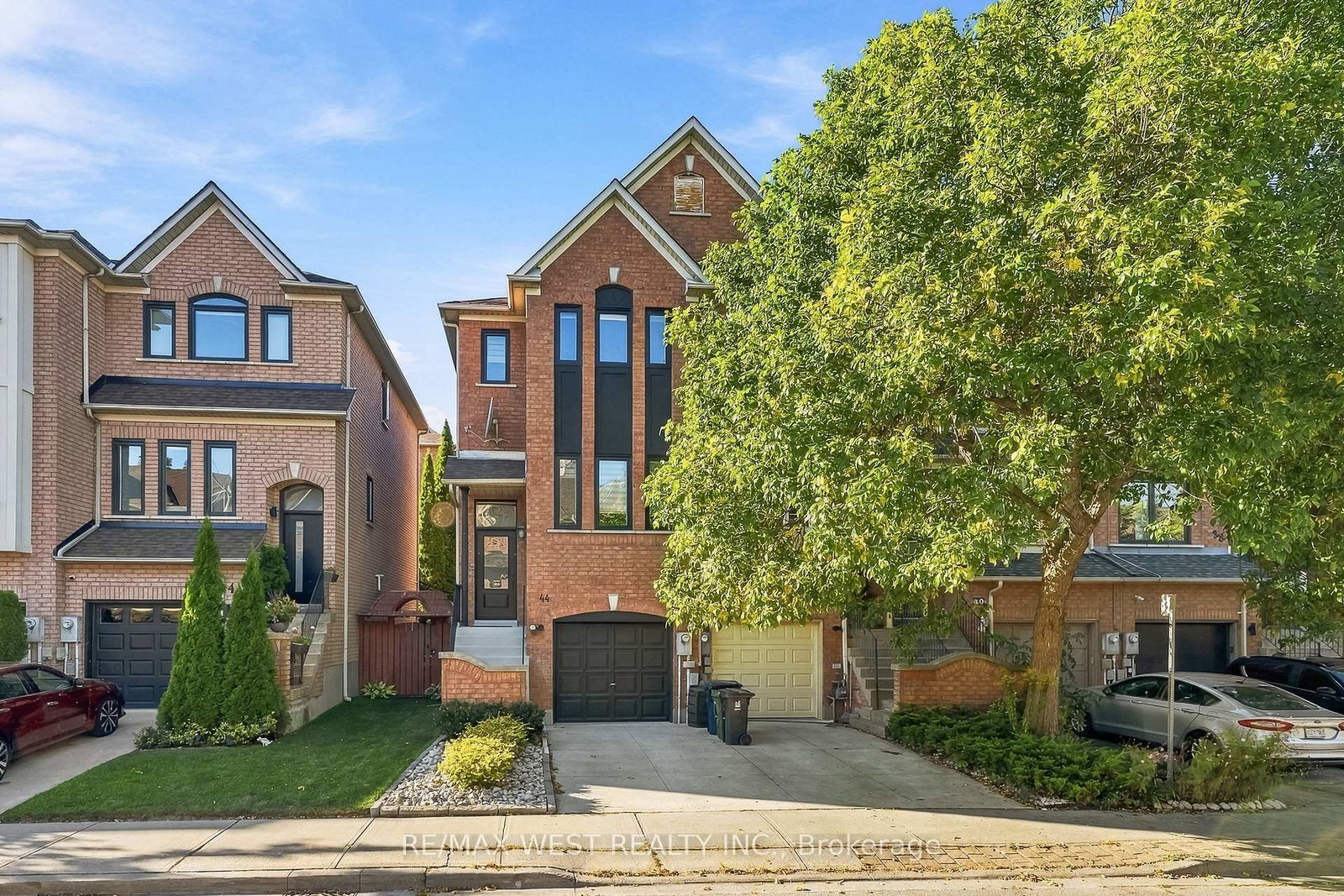44-bluewater-court-toronto-etobicoke-ontario-w13834050