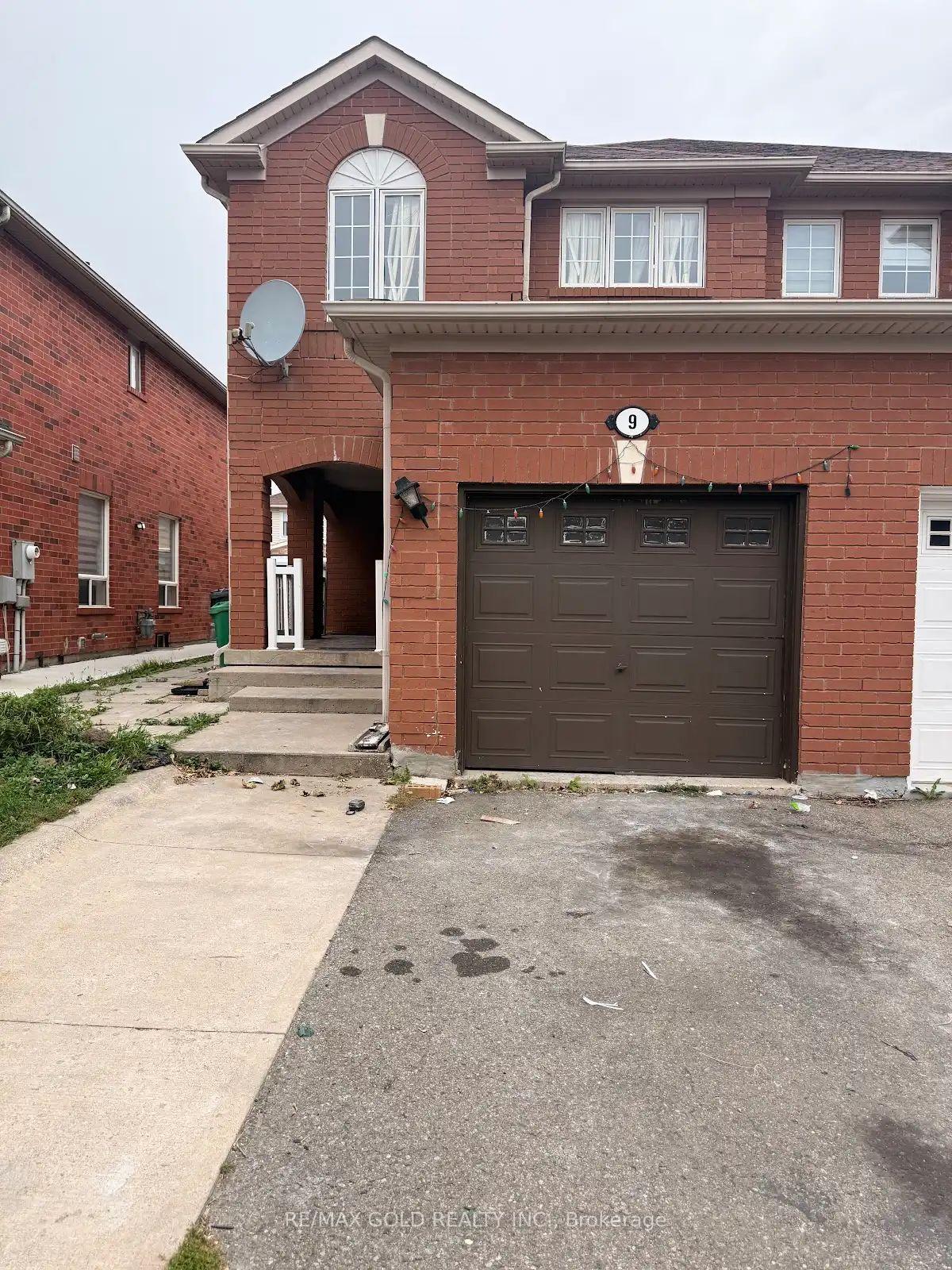 9-dunlop-court-brampton-ontario-w13834286
