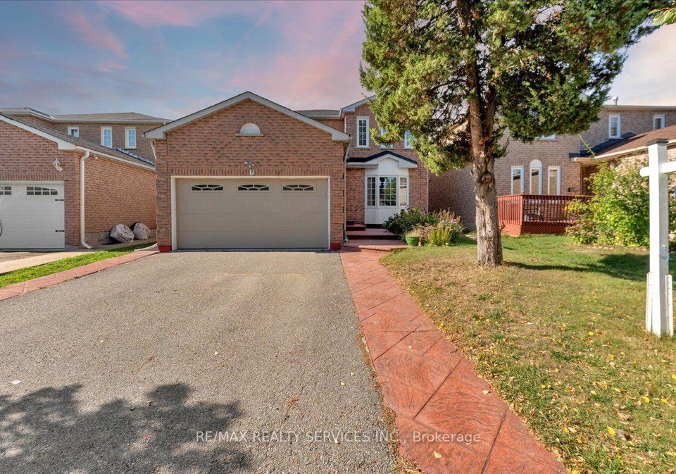 7-duggan-drive-brampton-ontario-w13834322