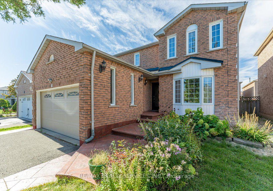 7-duggan-drive-brampton-ontario-w13834322