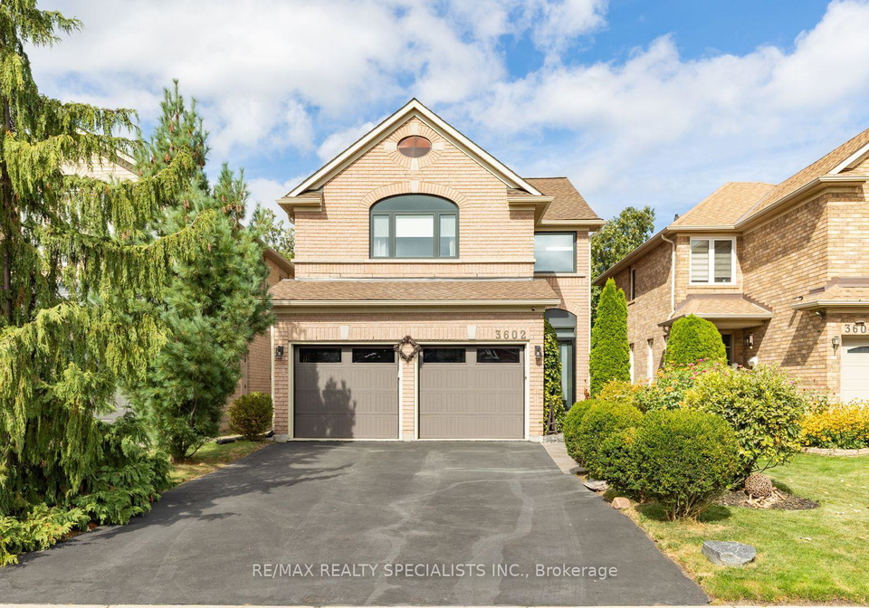 3602-forest-bluff-crescent-mississauga-ontario-w13834740