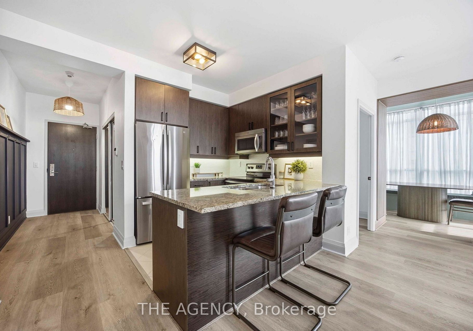 1185-the-queensway-toronto-etobicoke-ontario-w13834982
