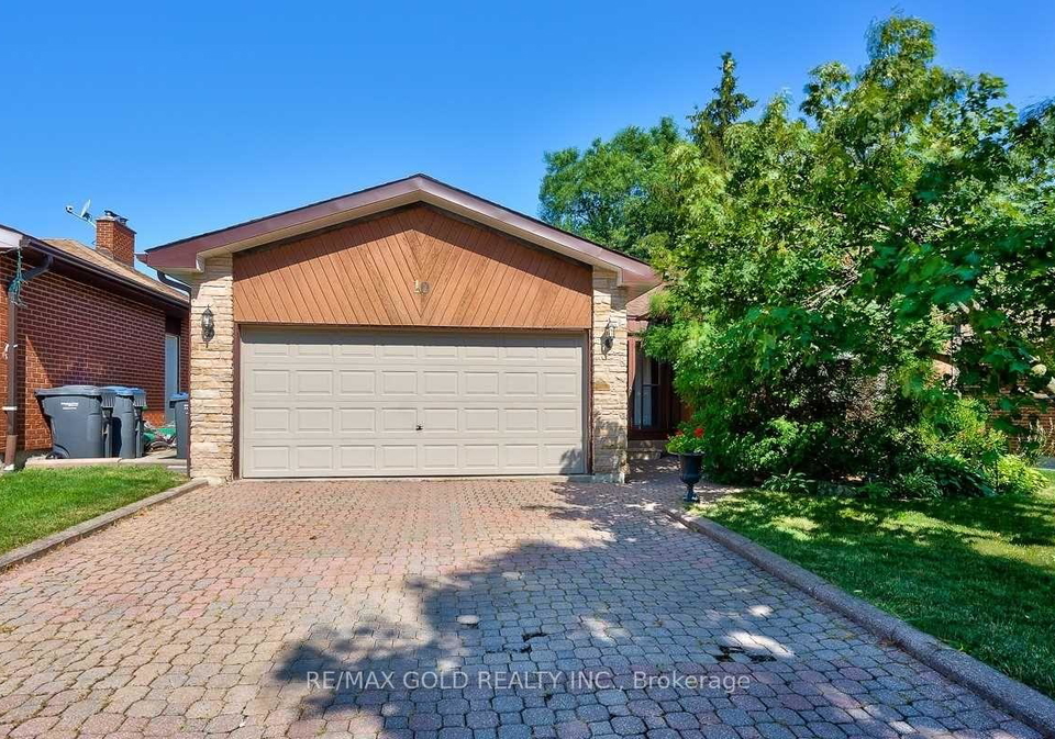 10-milford-crescent-brampton-ontario-w13835364