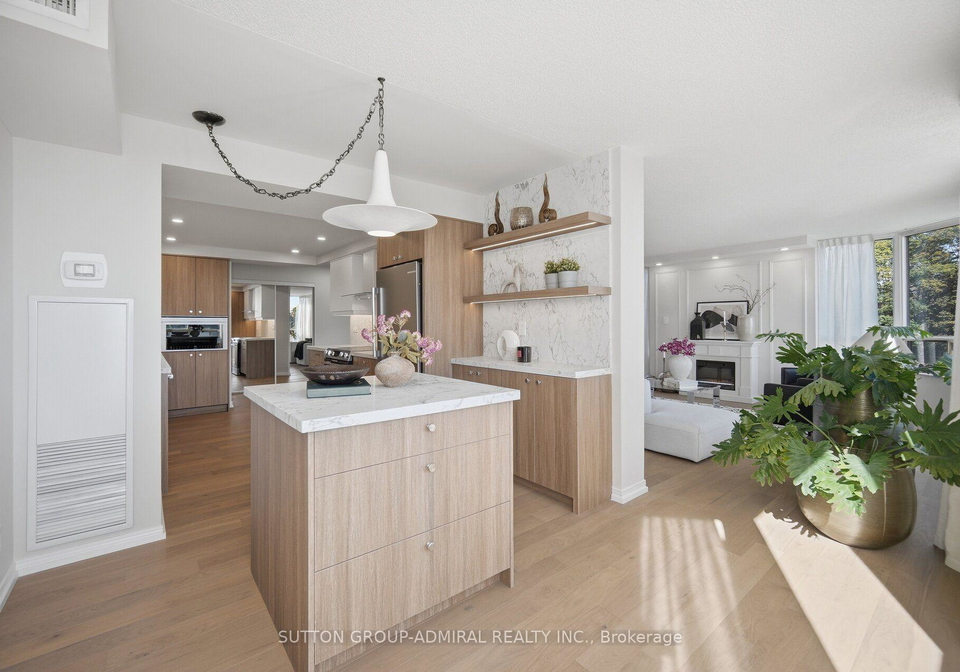 1-aberfoyle-crescent-toronto-etobicoke-ontario-w13835656