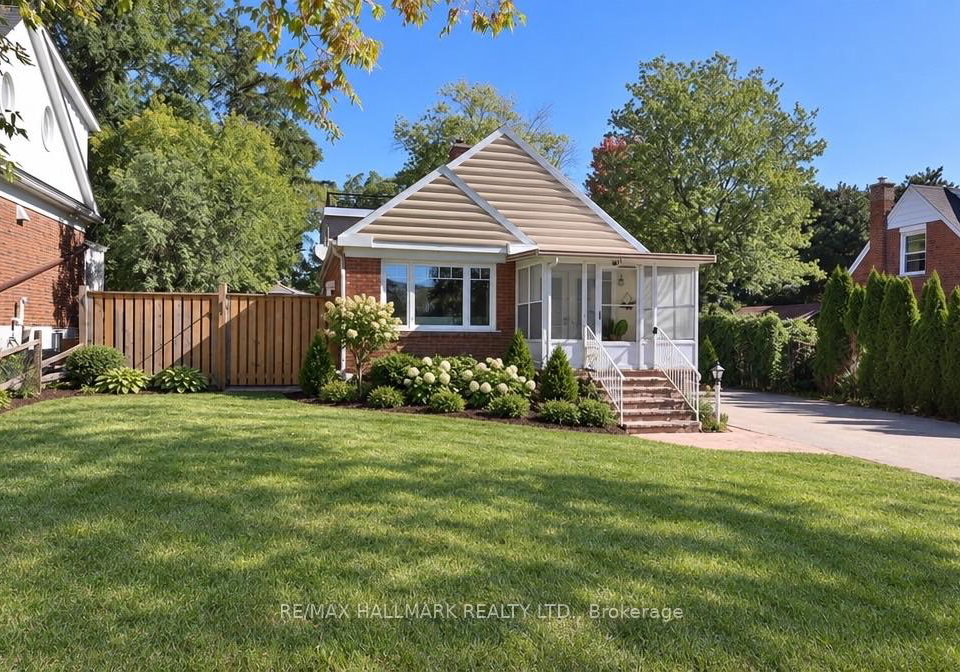 11-brookside-drive-mississauga-ontario-w13835686