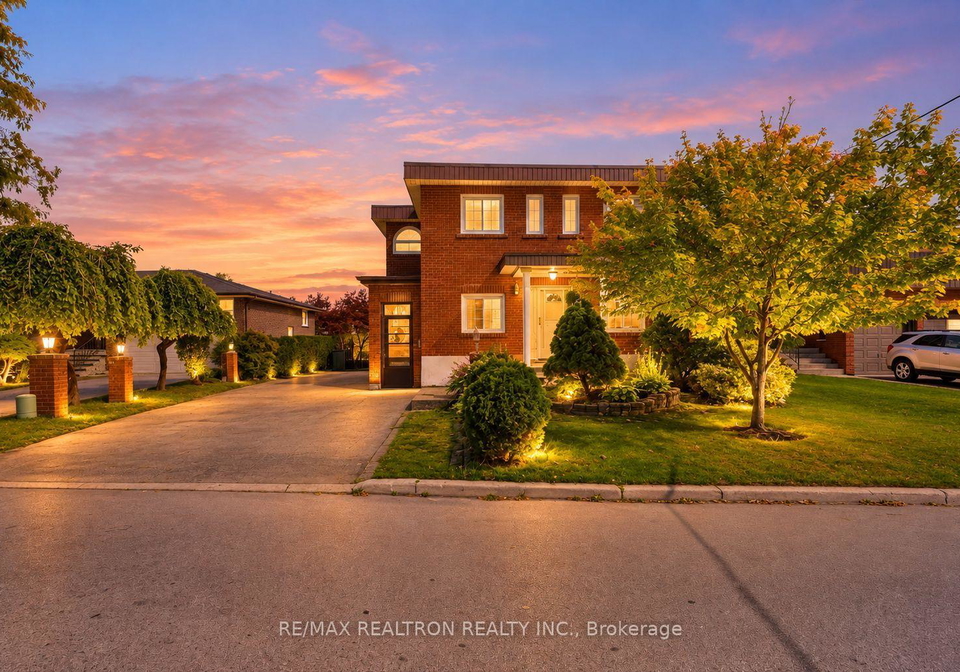 77-chiswick-avenue-toronto-north-york-ontario-w13835770