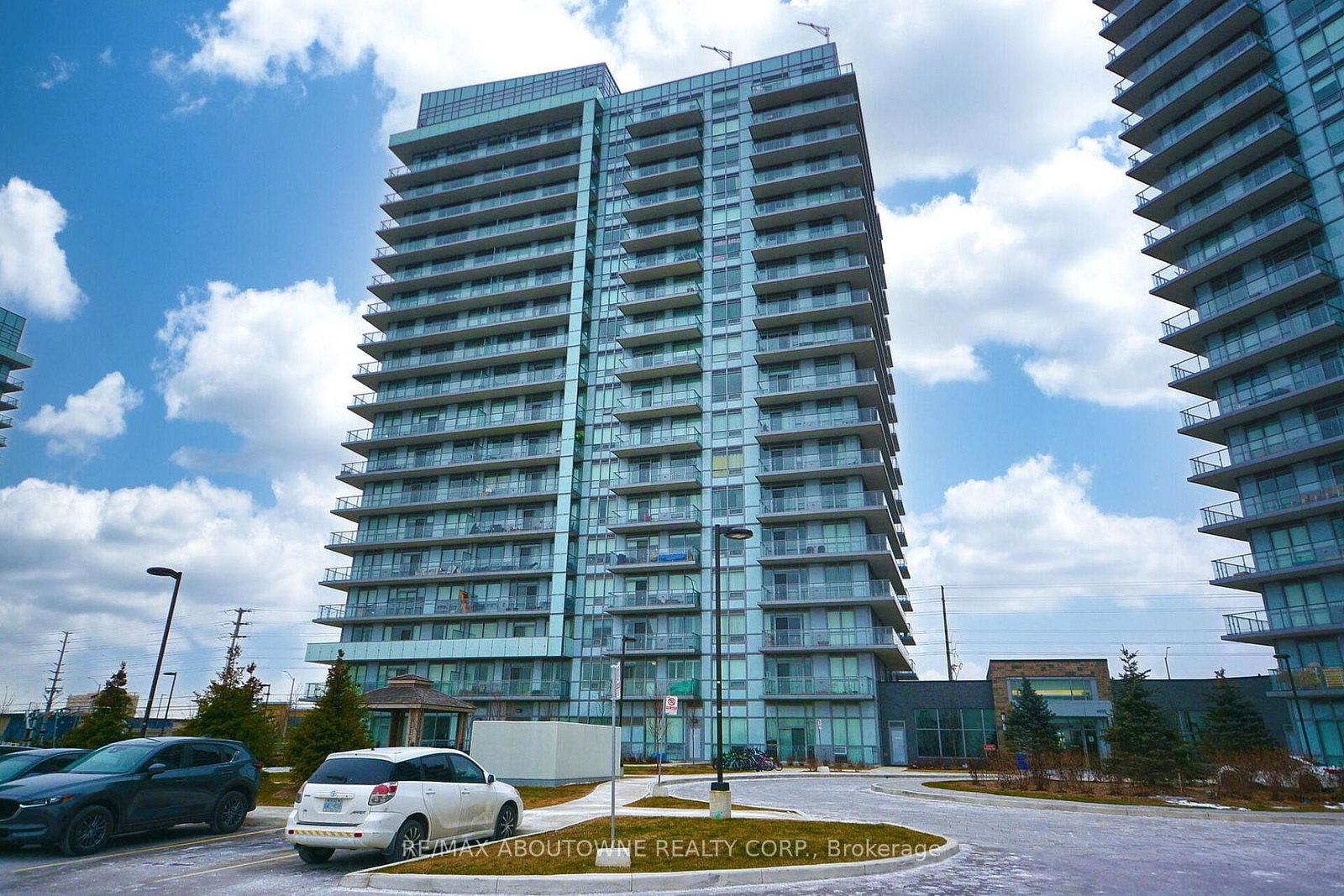 4677-glen-erin-drive-mississauga-ontario-w13836070
